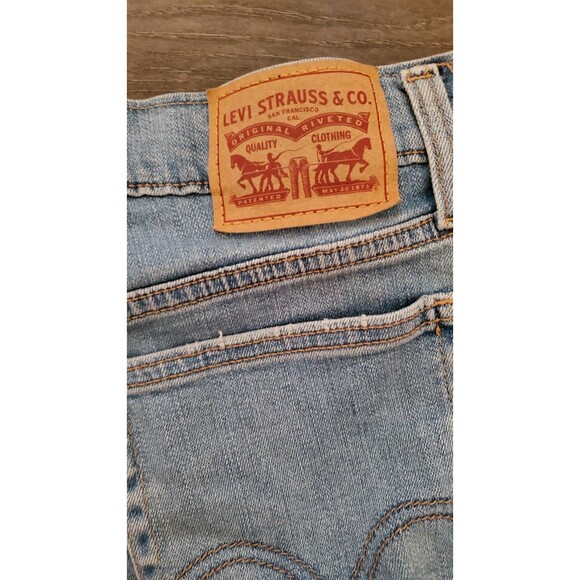 LEVI'S 30 In Waist High Rise Shorts Blue Jean Denim Light Wash Cut Off - Picture 5 of 6